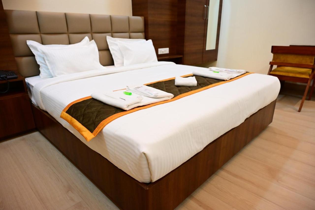 Unnati Stay Inn Vijayapura Биджапур Экстерьер фото
